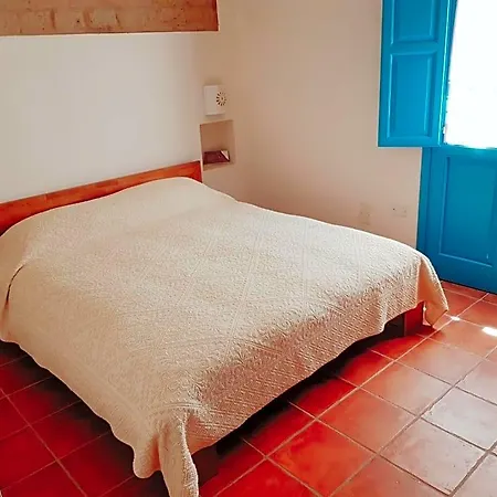 B&b-le Rondini Bed & Breakfast Monserrato